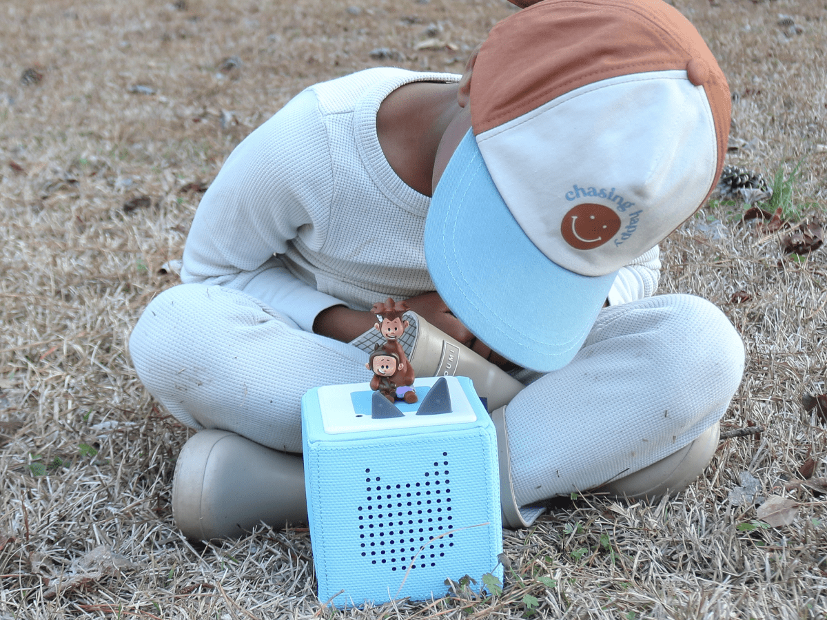 Tee and Mo Tonie image 7