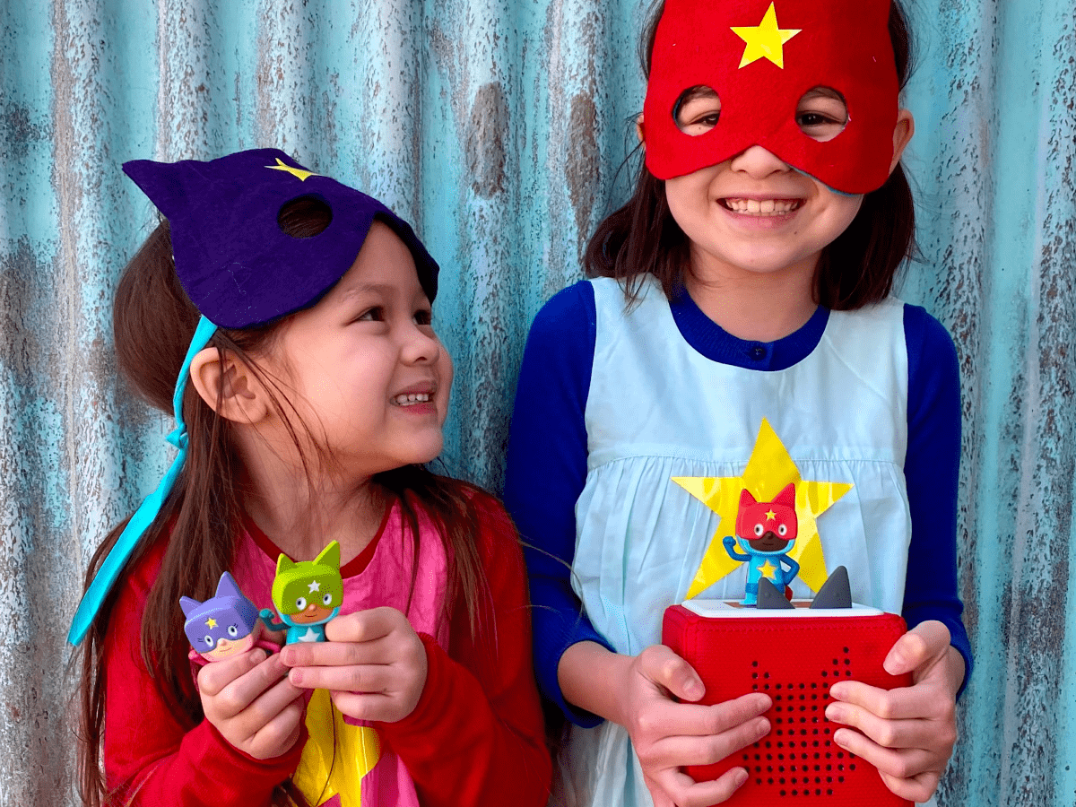 Blue & Red Superhero Creative-Tonie image 5